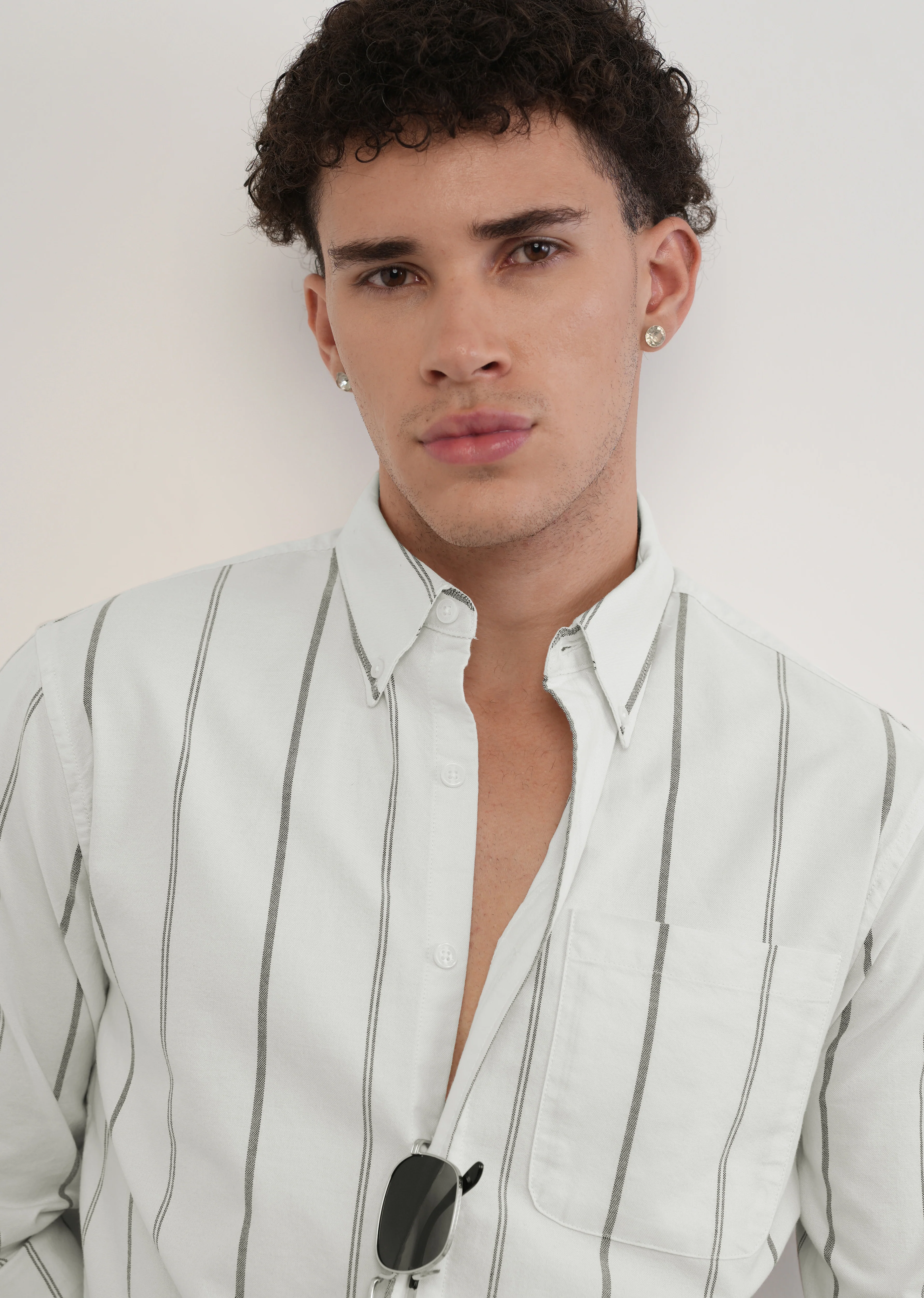 Off White Dual Stripe Cotton Shirt - Image 5